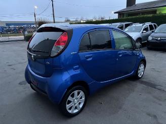 uszkodzony samochody osobowe Peugeot iOn  2018/7