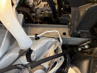 Renault  MASTER 4 PERSONS picture 17