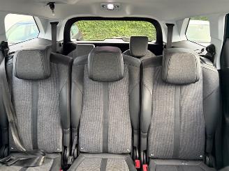 Peugeot 5008 7 SEATS picture 8