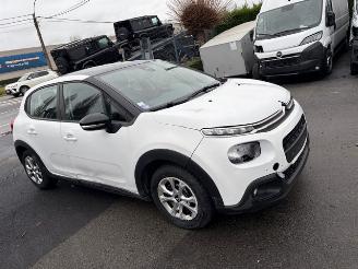 damaged passenger cars Citroën C3  2017/11