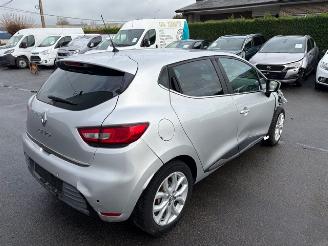 Auto incidentate Renault Clio  2017/9