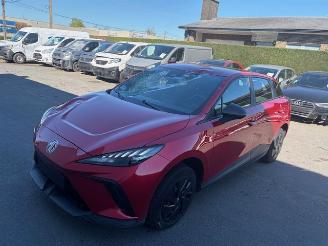 krockskadad bil auto MG MG4 51kwh battery 2023/6