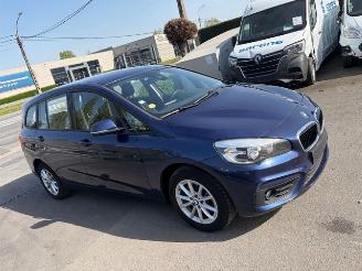 skadebil auto BMW 2-serie GR TOURER 7 PLATZ AUTOM 2015/11