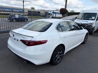 Vaurioauto  passenger cars Alfa Romeo Giulia  2016/6