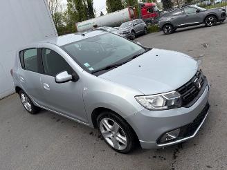 damaged passenger cars Dacia Sandero  2019/11