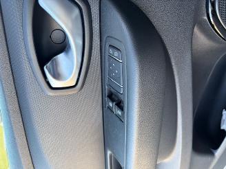 Renault Clio LIMITED picture 9