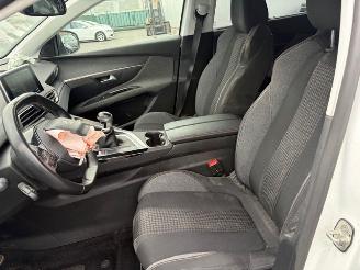 Peugeot 5008 7 SEATS picture 8