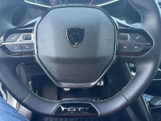 Peugeot 208 GT LINE picture 12