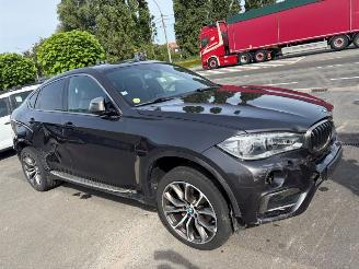damaged passenger cars BMW X6 4x4 2018/6