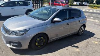 Peugeot 308 MIT COCKPIT UND AIRBAGS picture 4