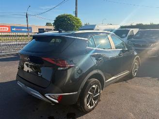 Damaged car Kia Sportage HEV AUTOMAAT HYBRID 2024/9