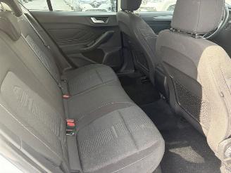 Ford Focus AUTOMAAT picture 6