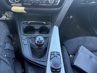 BMW 3-serie 318i M Sport picture 15