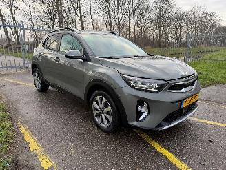 krockskadad bil auto Kia Stonic 1.0 T-GDI MHEV DynamicPlusLine 2023/8