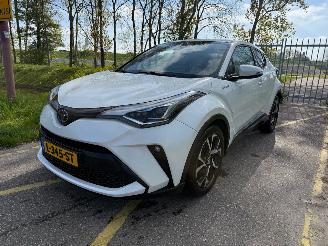 Vaurioauto  passenger cars Toyota C-HR 1.8 Hybrid Style 2021/7