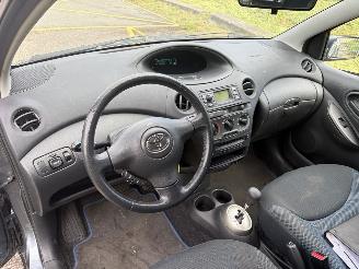 Toyota Yaris 1.0 VVT-i S-Line MMT AUTOMAAT picture 9