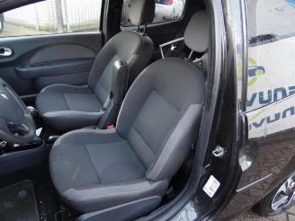 Renault Twingo Twingo II (CN), Hatchback 3-drs, 2007 / 2014 1.2 16V picture 9