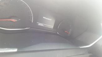 Peugeot 2008 2008 (UD/UK/UR/US/UX), MPV, 2019 1.2 VTi 12V PureTech 130 picture 5