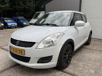 damaged passenger cars Suzuki Swift 1.2 EASS Airco Sport! 2013/1
