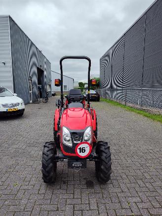 krockskadad bil machine Overige  Kioti CK3310HST Nieuwstaat geen schade! 2020/1