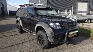 Unfallwagen Nissan Path-finder 2.5 DCI BAD ASS Edition Grijs kenteken beest van een auto 2007/1
