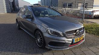 škoda osobní automobily Mercedes A-klasse A 250 AMG Prestige Sport Super nette auto met rijdbare schade 2014/1
