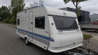 škoda osobní automobily Hobby Premium 495 Exclusive Mooie indeling geen schade van particulier met voortent 1998/1