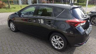 Toyota Auris 1.2T Aspiration Panodak Cruise Clima 2015 weinig schade picture 4