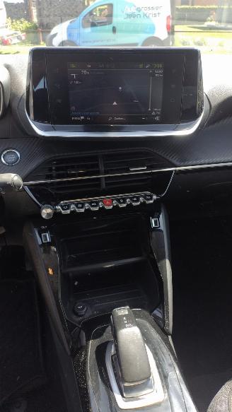 Peugeot 208 E electric Active 60.000 km! Weinig schade normaal rijdbaar! picture 13