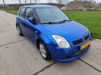 Suzuki Swift  picture 2