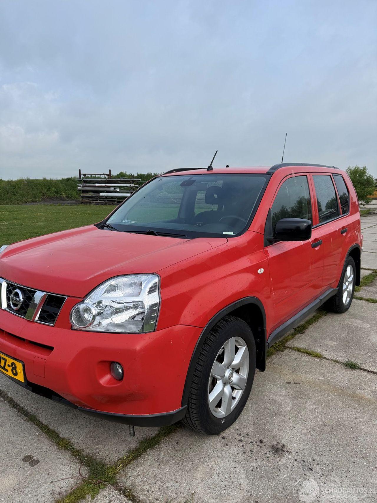 Nissan X-Trail 2.0 XE,SE,LE