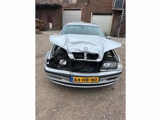 BMW 3-serie 3 serie (E46/4), Sedan, 1997 / 2005 328i 24V picture 1