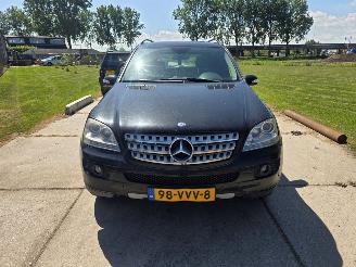 Coche accidentado Mercedes M-klasse  2008/1