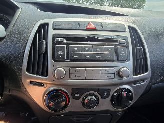 Hyundai I-20  picture 9