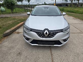 Vaurioauto  passenger cars Renault Mégane  2016/4