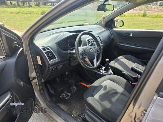 Hyundai I-20 i20, Hatchback, 2008 / 2015 1.2i 16V picture 7