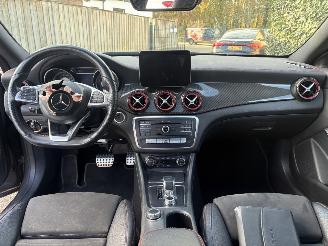 Mercedes AMG CLA  45 AMG  4-MATIC 381 PK AUTOMAAT PANORAMA picture 13