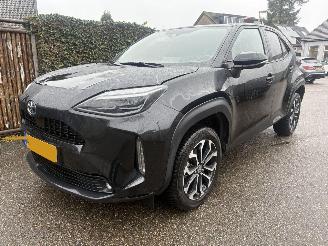 damaged passenger cars Toyota Yaris Cross 1.5 HYBRID SPORT 2023 2023/6