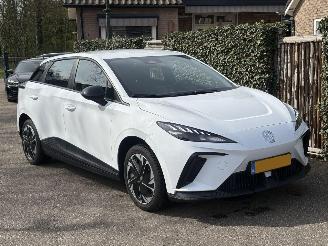 MG MG4 SPORT 51 kWh  243PK 350KM ACTIERADIUS picture 3