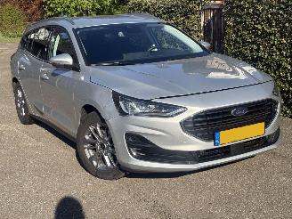 Schadeauto Ford Focus 1.0 EcoBoost Hybrid Titanium AUTOMAAT 165PK 2024/7