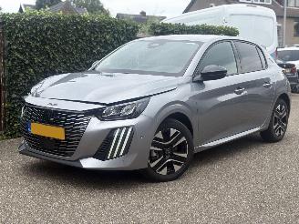 Schadeauto Peugeot 208 1.2 Hybrid 110 e-DCS6 SPORT AUTOMAAT 101PK 2026/1
