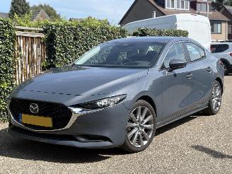 skadebil auto Mazda 3 2.0 e-SKYACTIV-G M HYBRID 150PK 2023/11