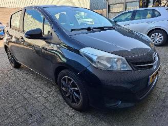 Auto incidentate Toyota Yaris  2012/2