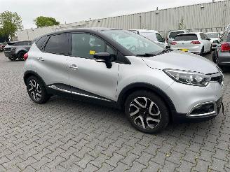 Renault Captur 1.2 TCE 16V EDC SUV  Benzine 1.197cc 88kW (120pk) FWD 2013-06 (2R40; 2RC0) H5F403; H5FD4 picture 9