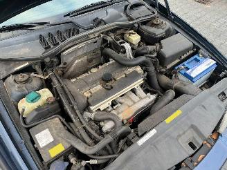 Volvo C-70 2.0 T 20V Cabrio  Benzine 1.984cc 120kW (163pk) FWD 1999-08/2006-03 (NC48) B5204T4 picture 23