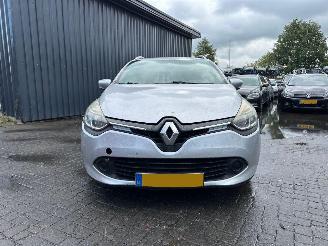 skadebil auto Renault Clio 1.5 Energy dCi 90 2015/8