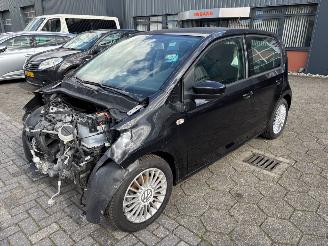 skadebil auto Volkswagen Up!  2014/3