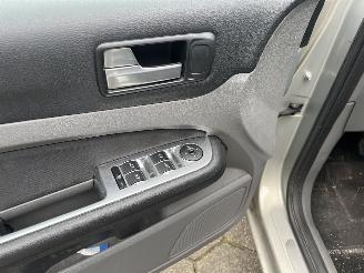 Ford Focus Wagon 1.8 Limited picture 10