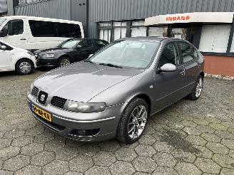 krockskadad bil auto Seat Leon 1.8 20V Executive 2004/1