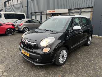 skadebil auto Fiat 500L Living 1.4 T-Jet Lounge 2015/12